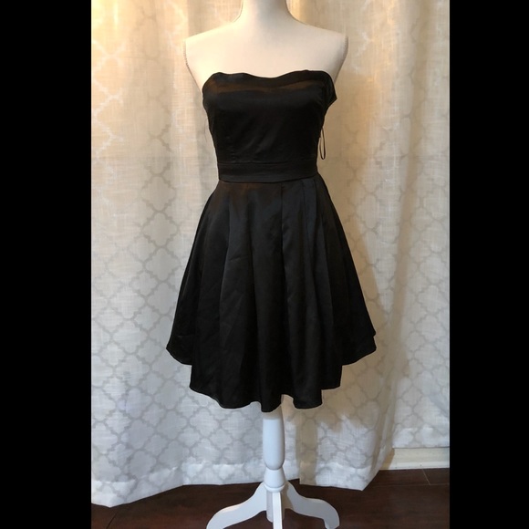 strapless lbd